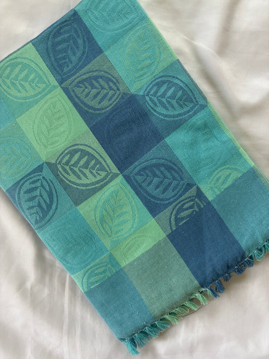 Blue Checks Leaf Single Size Blanket / Throw
