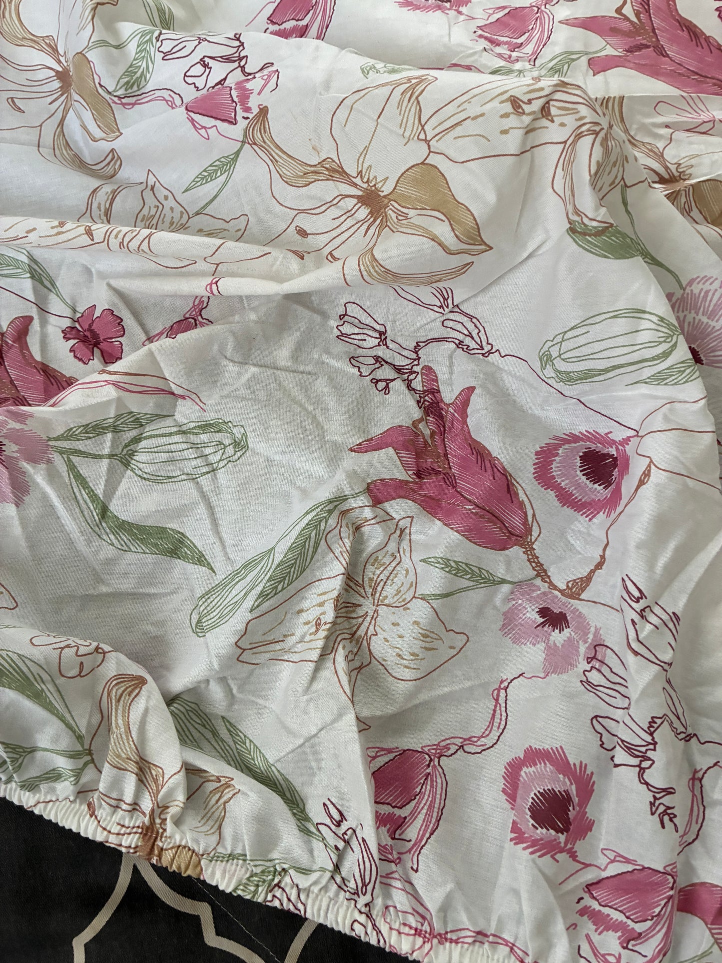 Pink Wild Flower Fitted King Size Bedspreads  75x75x10 inches