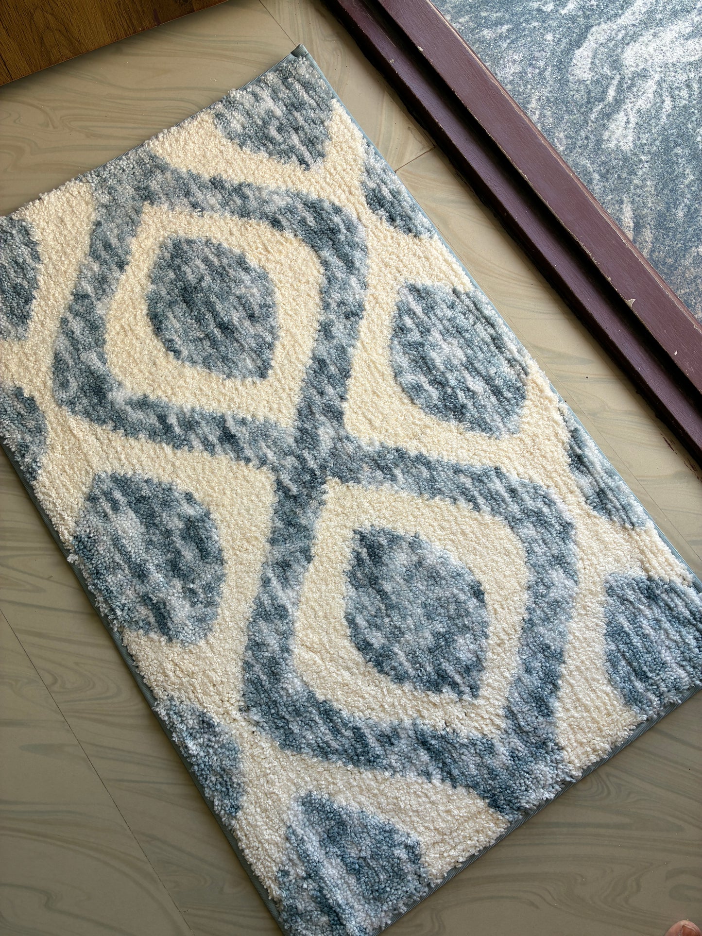 Anti Slip Grey Diamond Floor mats (set of 2) (40x60cm) (50x82cm)