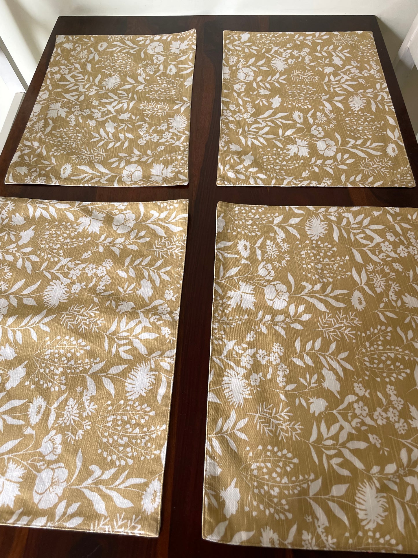 Dining Table Mats ( Set Of 6 )