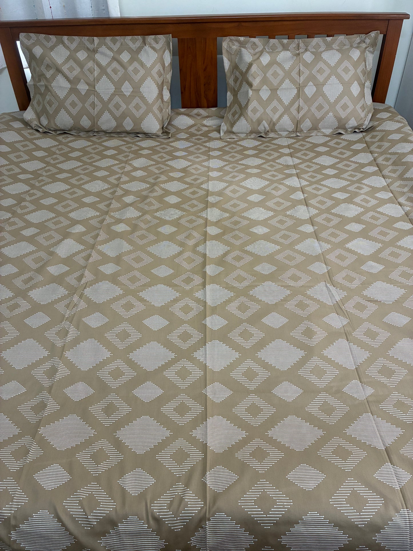 Soft King Size Bedspread 108x108 inches