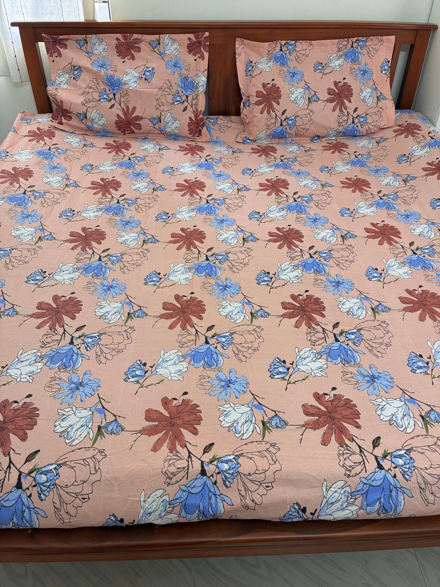 Peach Floral Fitted Cotton Bedspread (2 pillow covers)