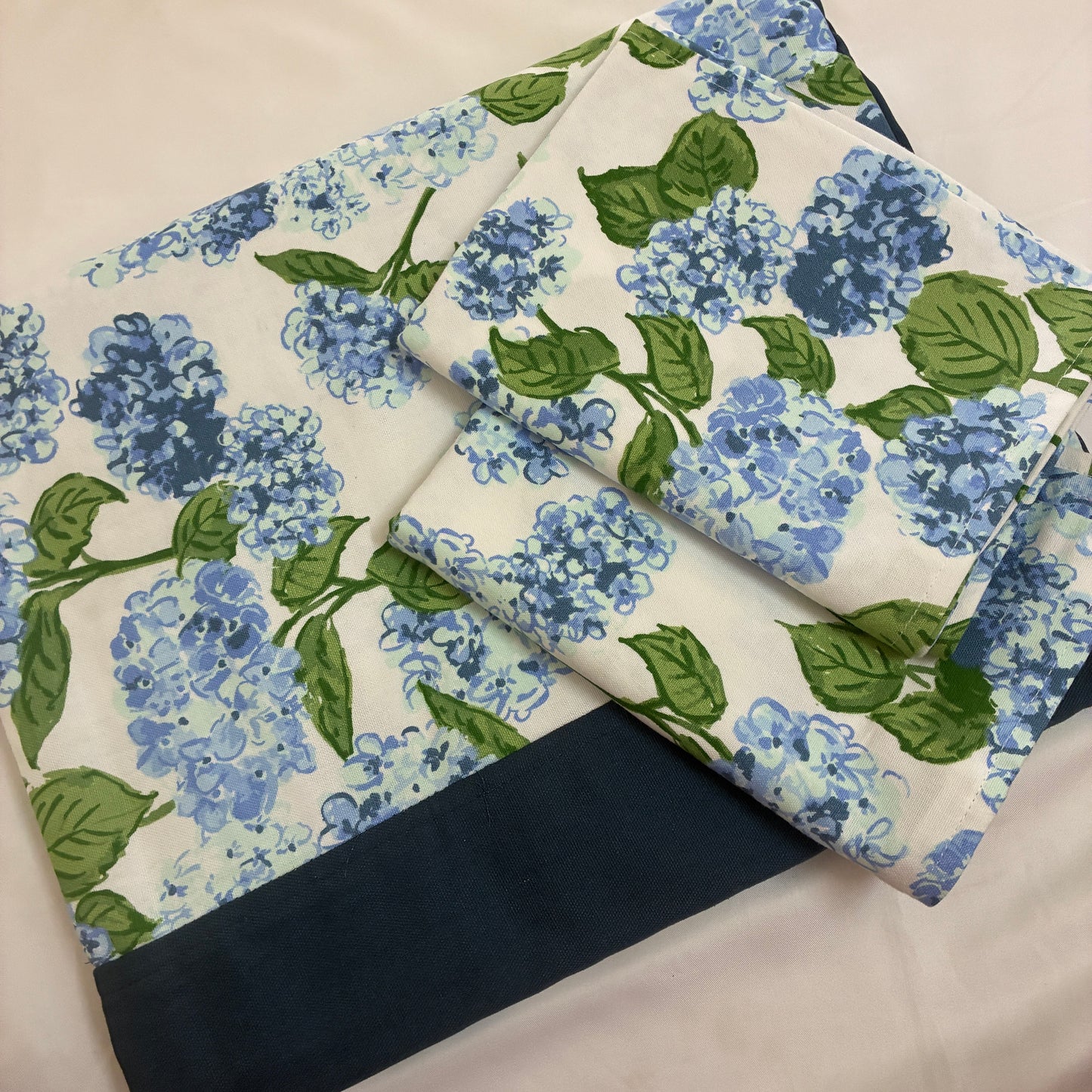 Blue Floral Queen bedspread 90x100 inches