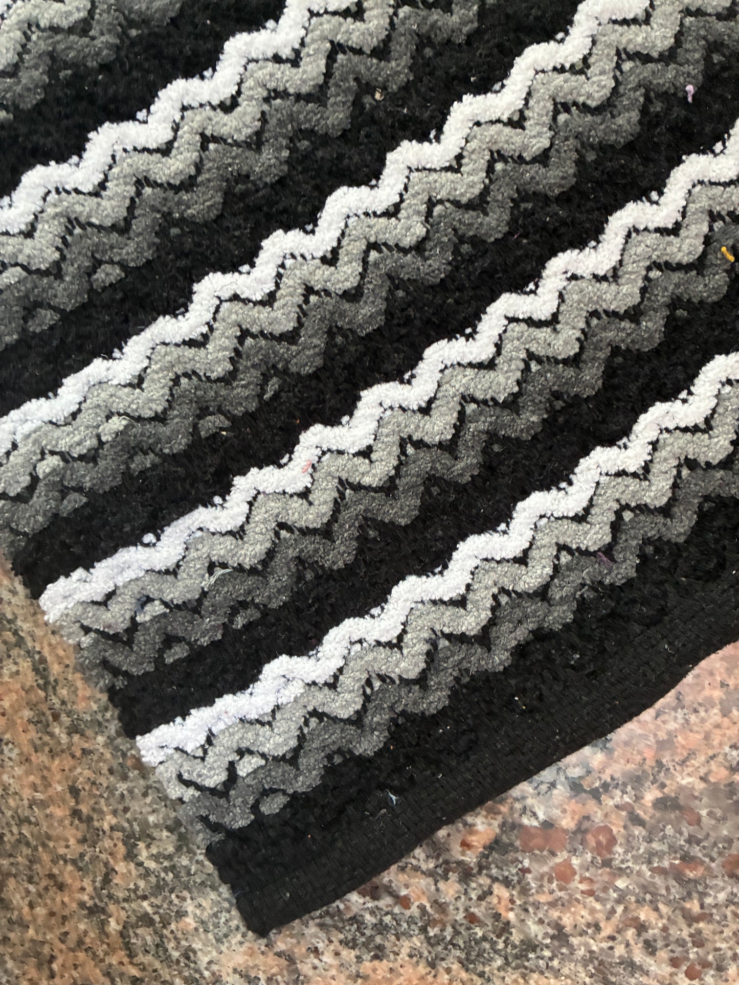 Cotton Zigzag Floor Mat