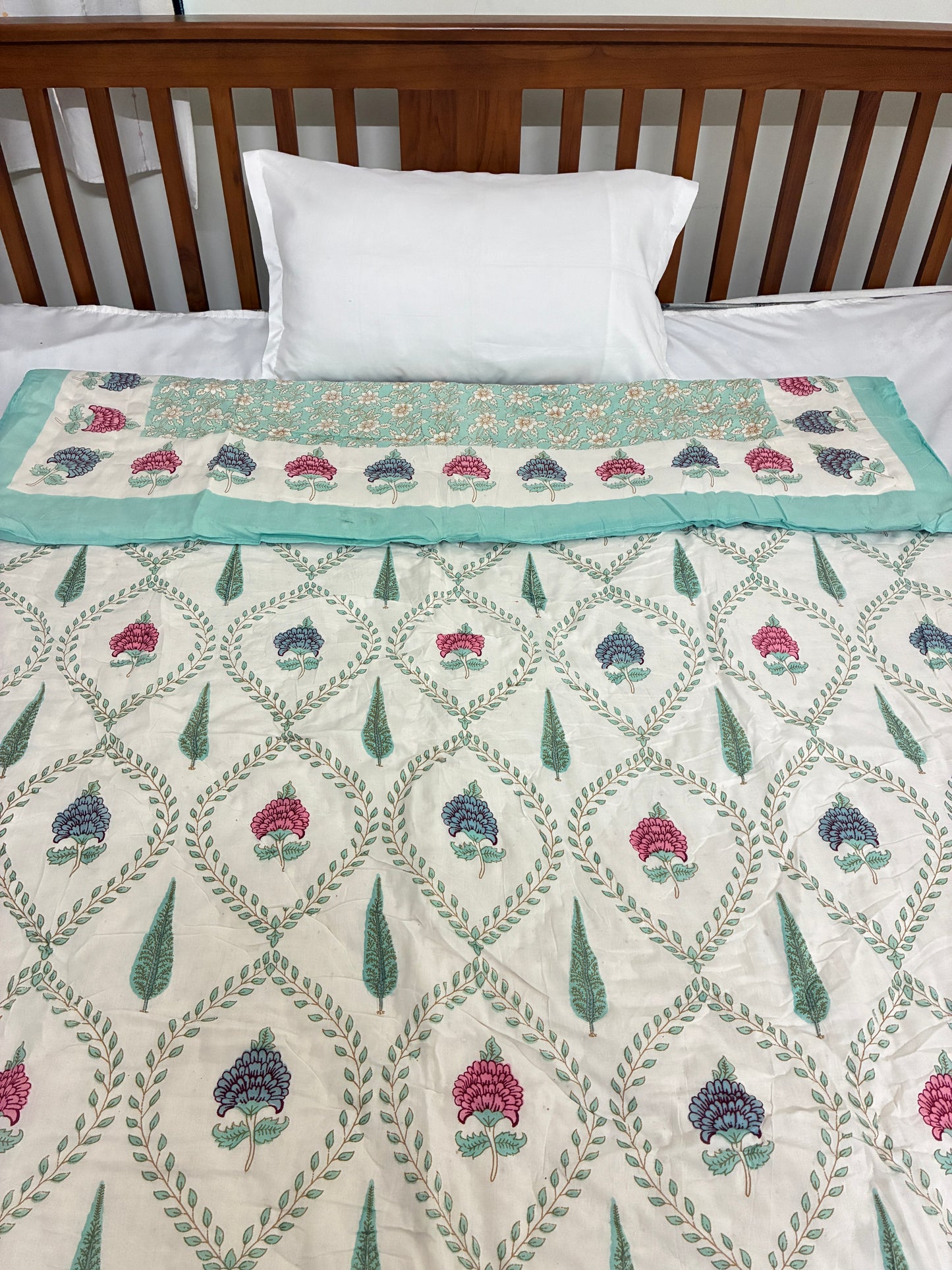 Reversible Single Size Cotton Quilt