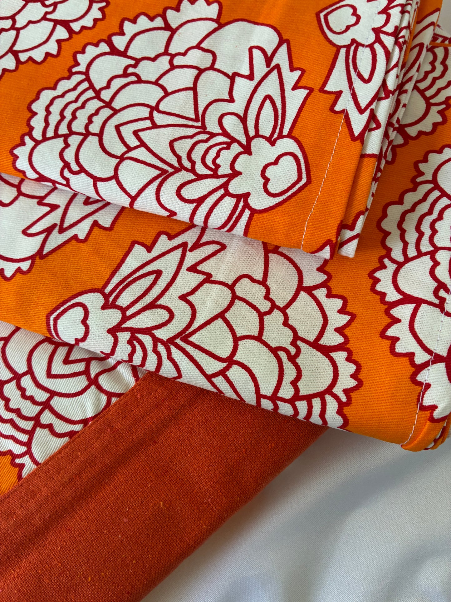 Queen Size Bedspread 90x100 inches