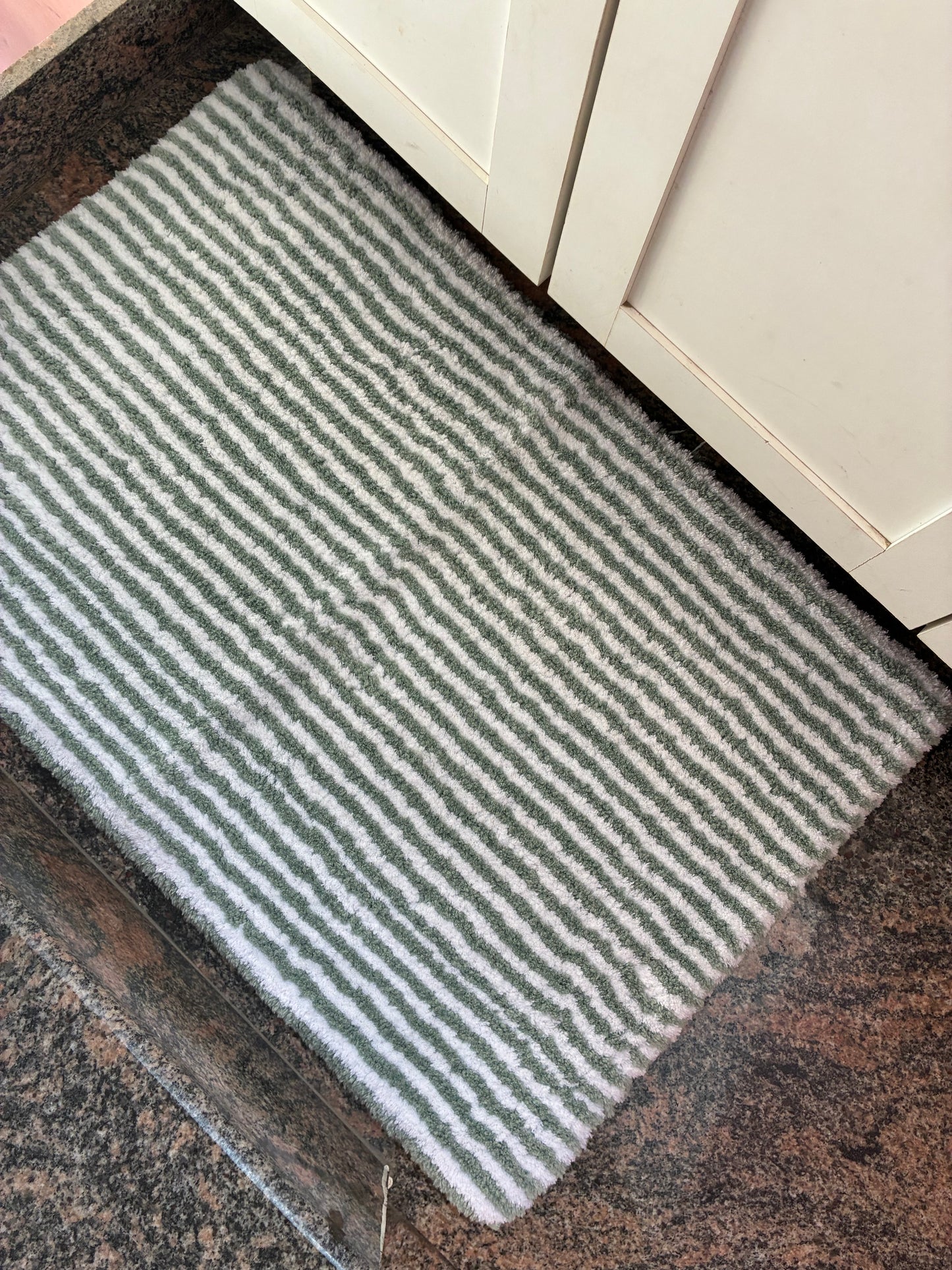 Big Ultra Soft Anti Slip Door Mat (82x 52 cm)