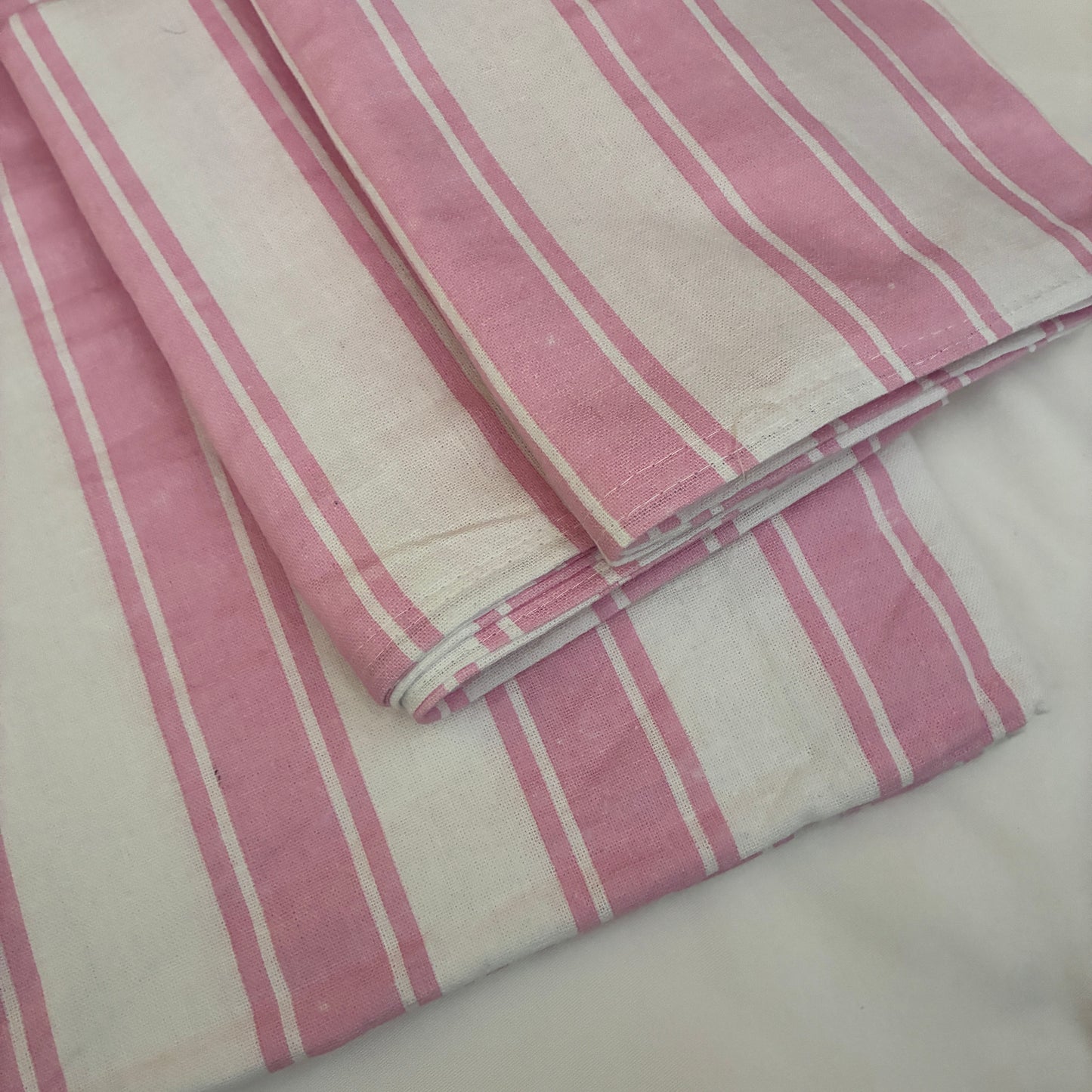 Pink stripes Single Size Cotton Bedspread with 2 Pillow Covers 60 x 90 in