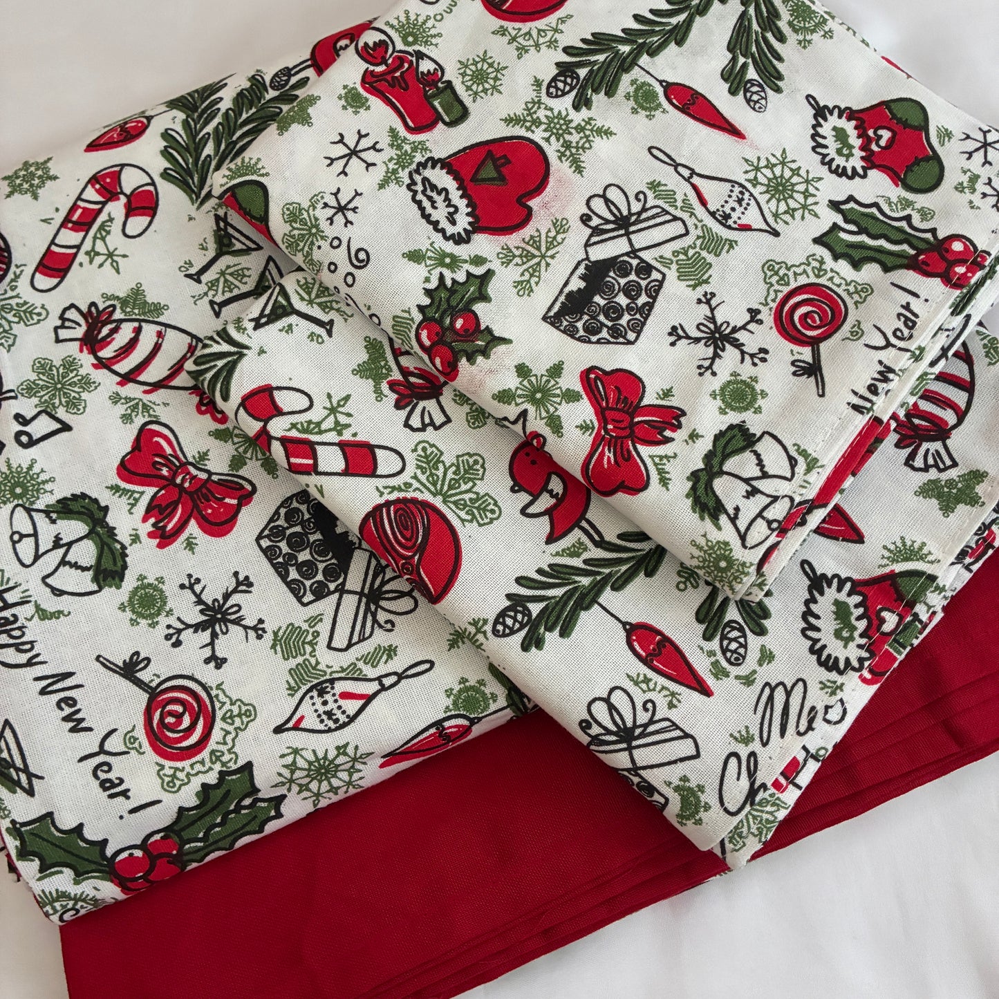 Christmas Theme King Size Cotton Bedspread 100x110 in (2 pillow covers)
