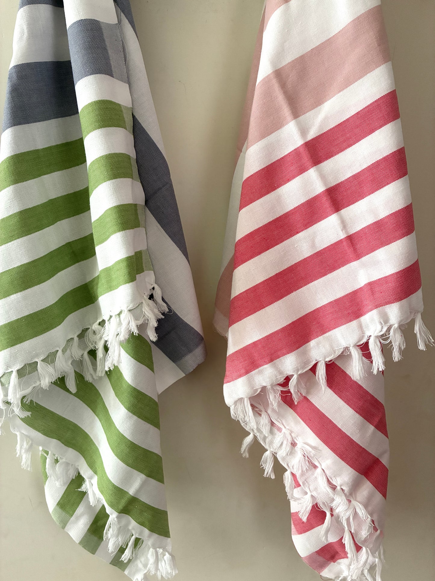 Cotton Bath Towels(Price for 1 pc)