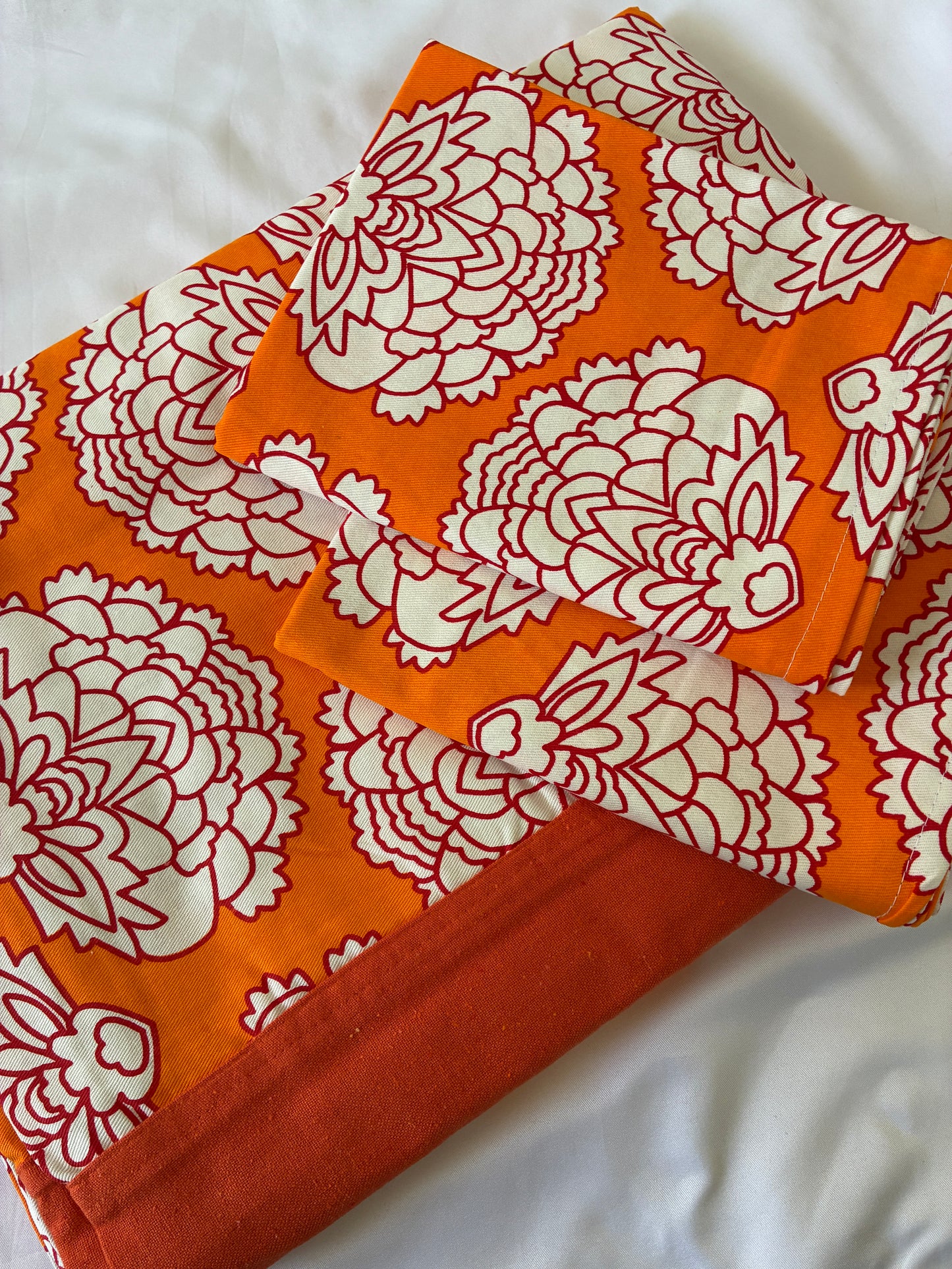 Queen Size Bedspread 90x100 inches