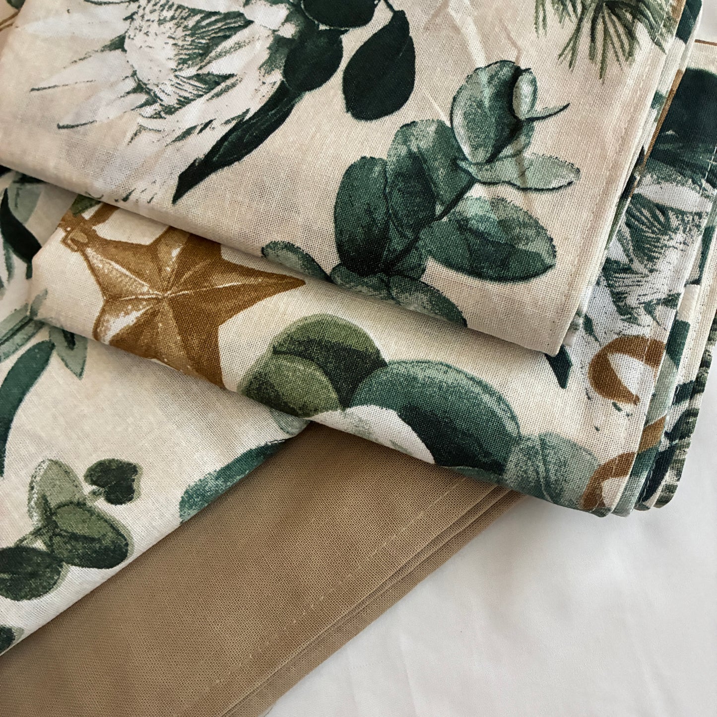 Botanical King Size Cotton Bedspread 100x110 inches (2 pillow covers)