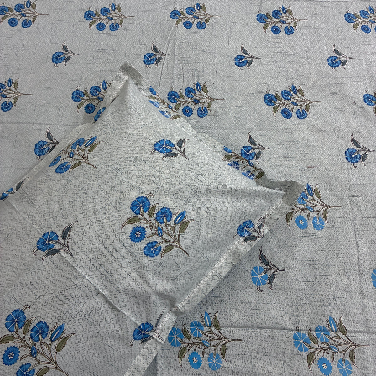 Super King Size Bedspread 120x 120 inches (2 PILLOW COVERS)