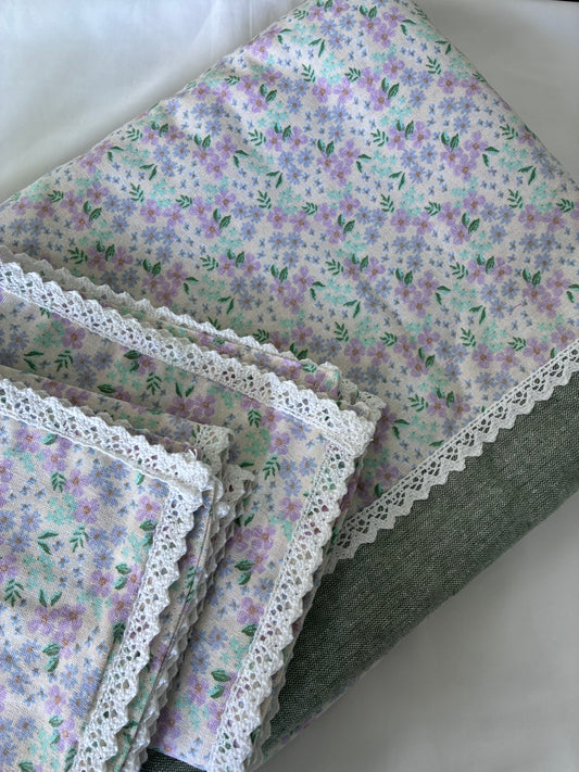 Floral Lace Queen bedspread 90x100 inches