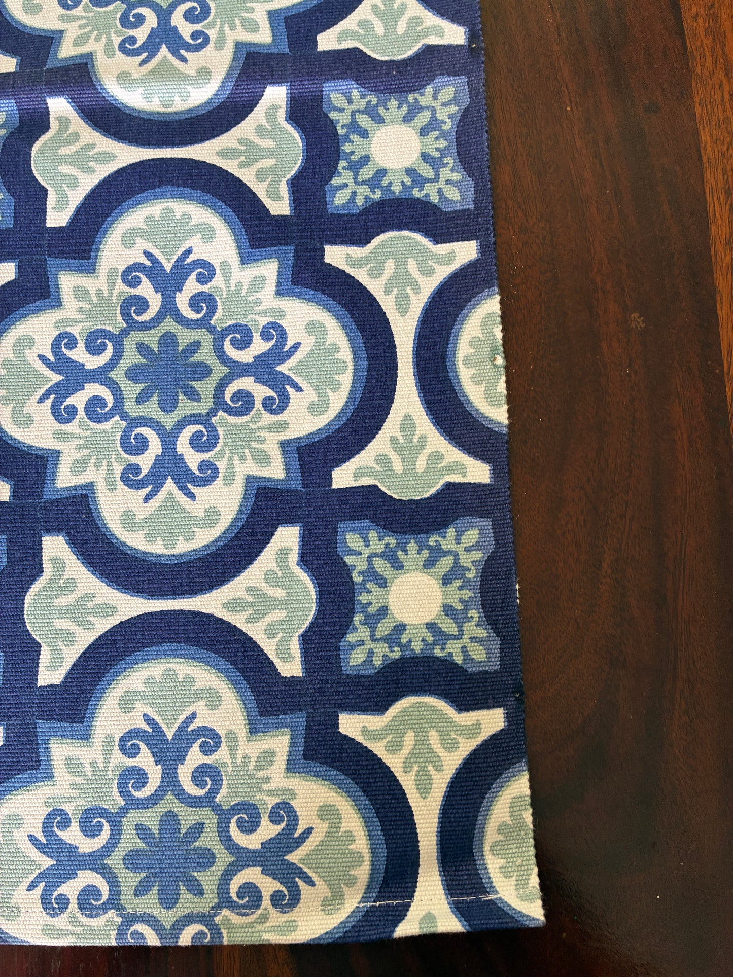 Table Runner 3.5 ft long