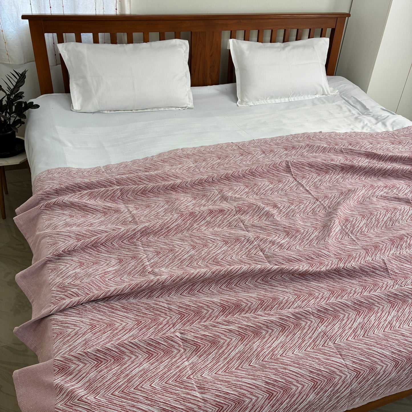 Brown Dual Tone zigzag Single Size Blanket / Throw