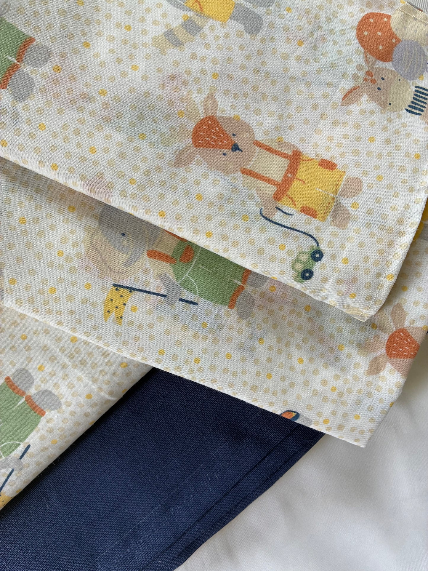 Animals Print King Size Satin Cotton Bedspread 100x110 in