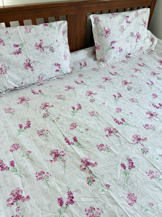 Queen Size Fitted Cotton Bedspread.