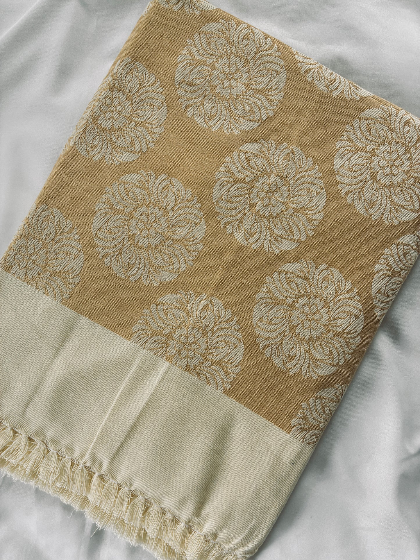 Floral Single Size Blanket / Throw