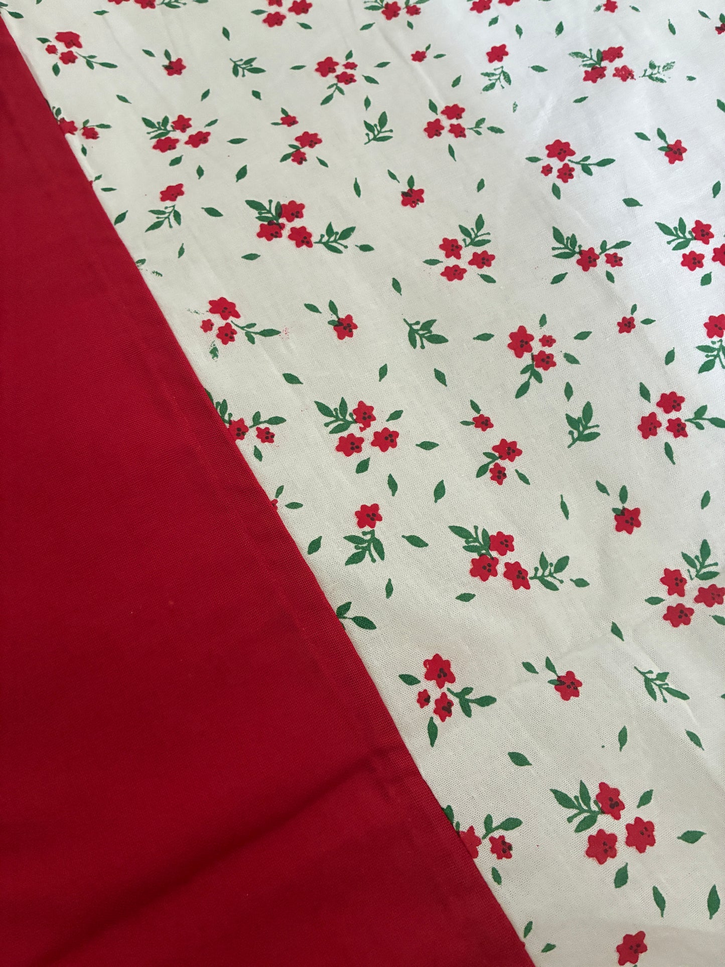 Christmas Print King Size Cotton Bedspread 100x110 in (2 pillow covers)