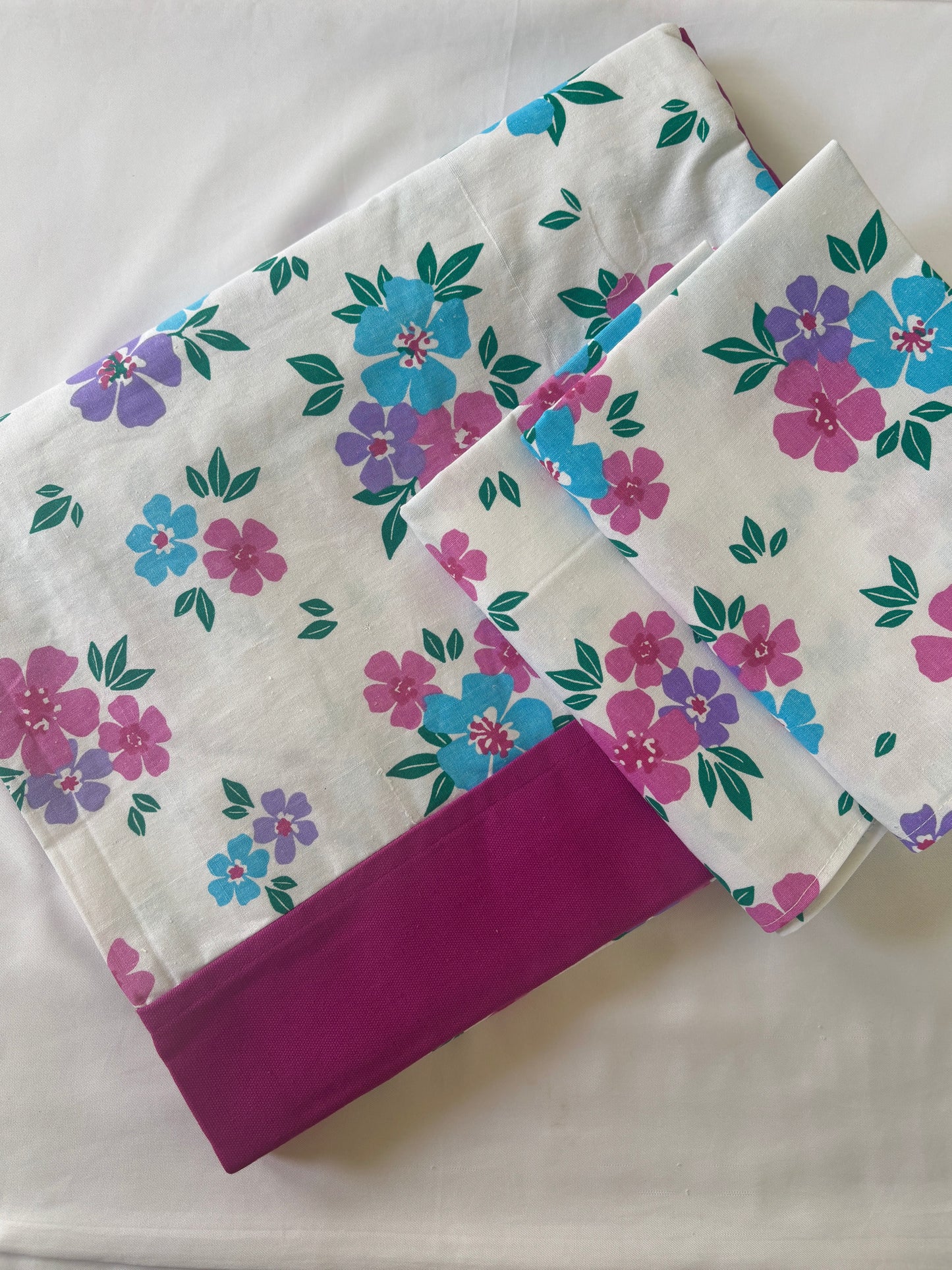 Queen Size Bedspread 90x100 inches