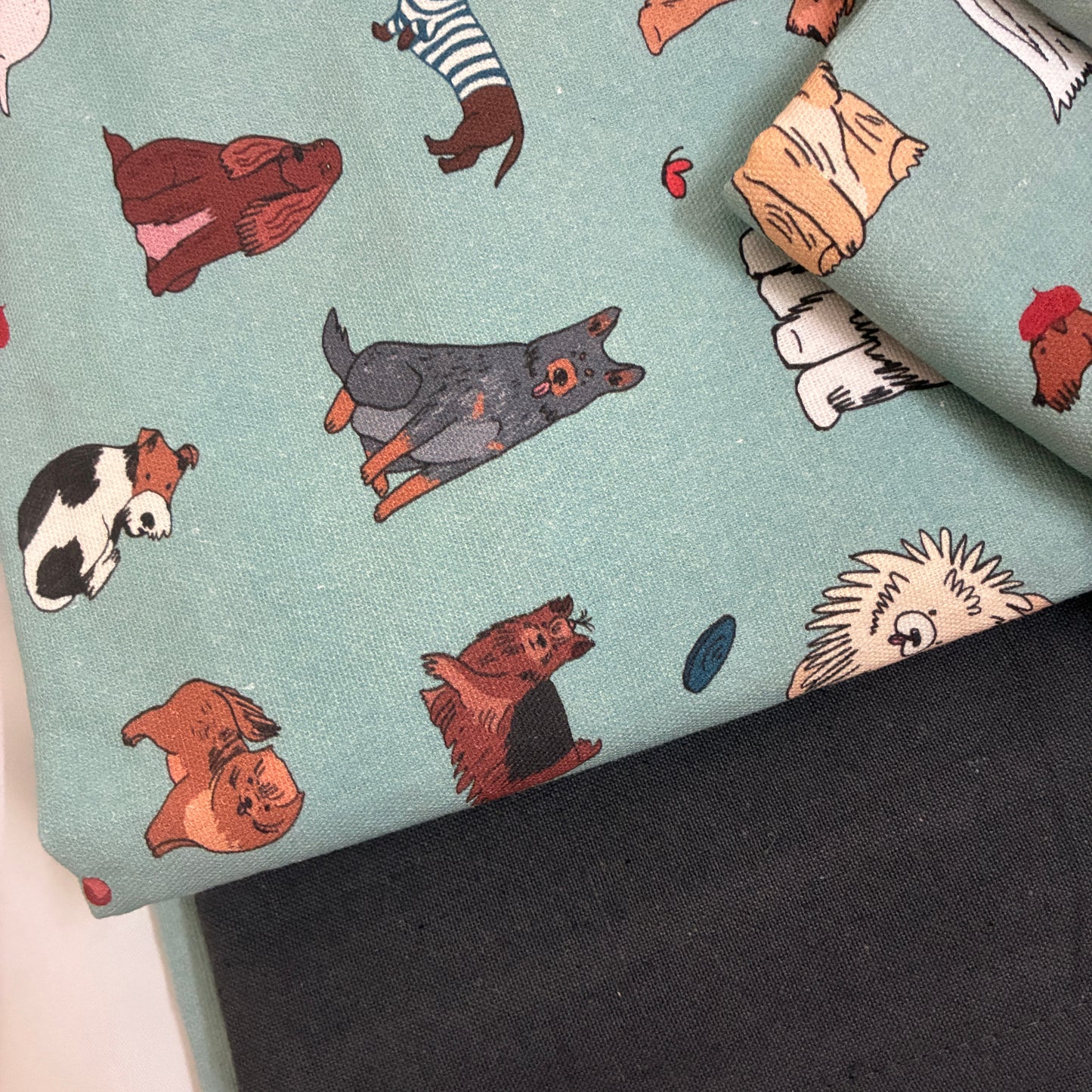 Dog Prints King Size Cotton Bedspread 100x110 in