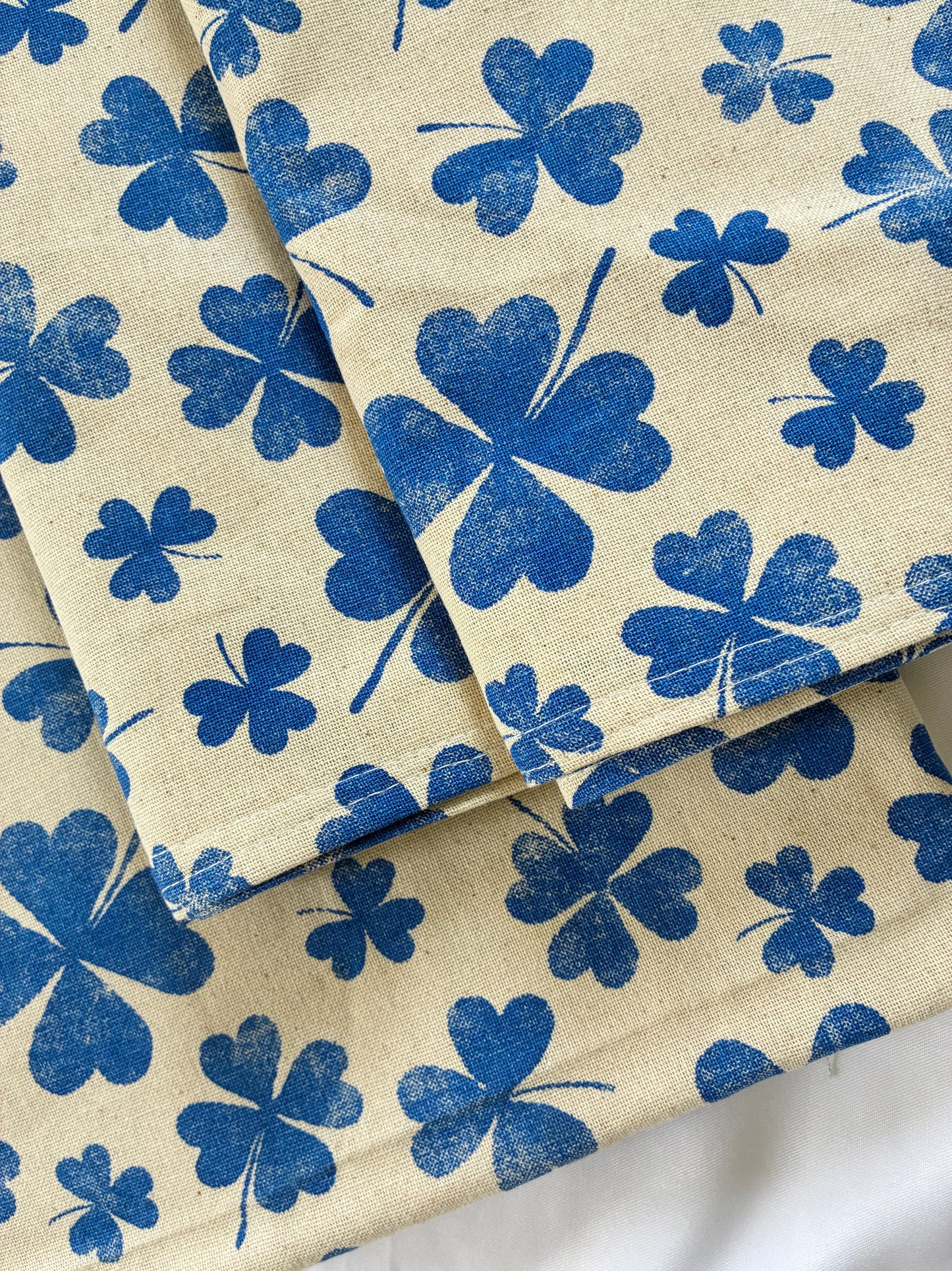 Blue Floral Single Size Bedspread with 2 Pillow Covers 60 x 90 in
