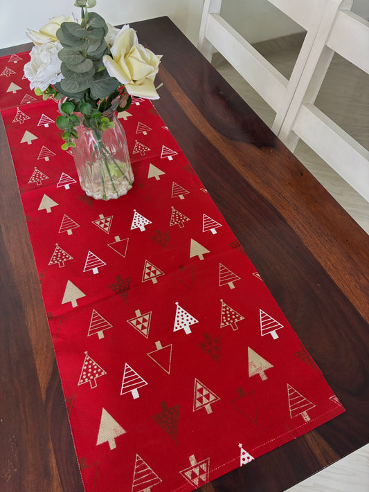 Table Runner 3.5 ft long