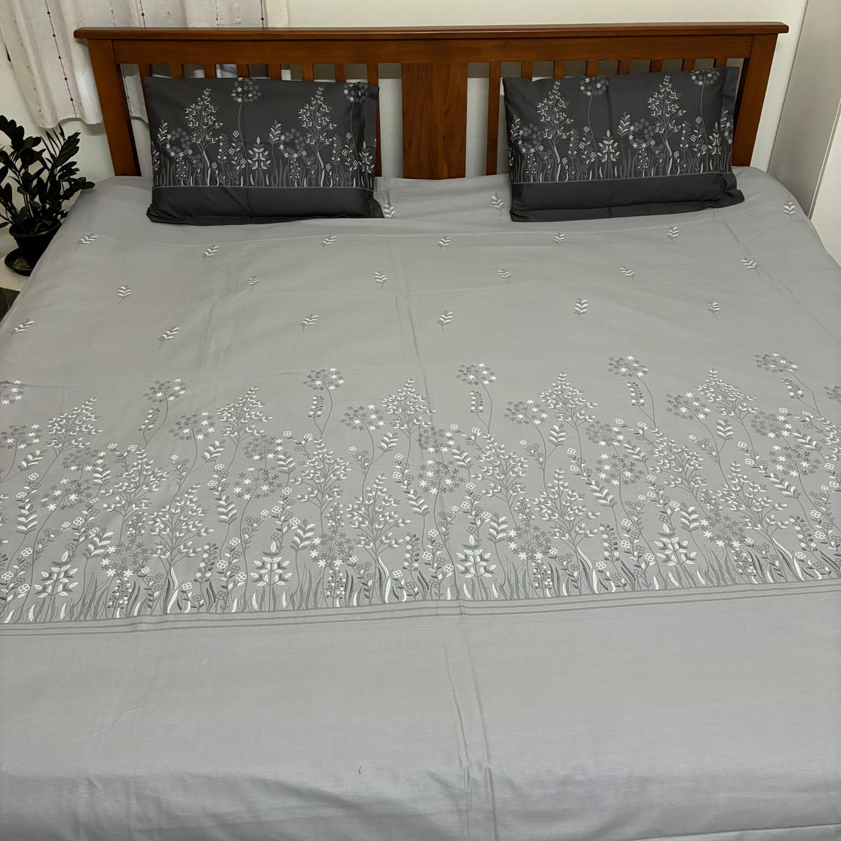 300 TC Grey Floral King Size Cotton Bedspread 108x108 inches