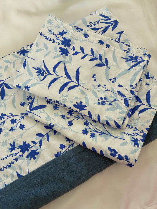 Blue Blossom Queen Size Bedspread 90x100 inches