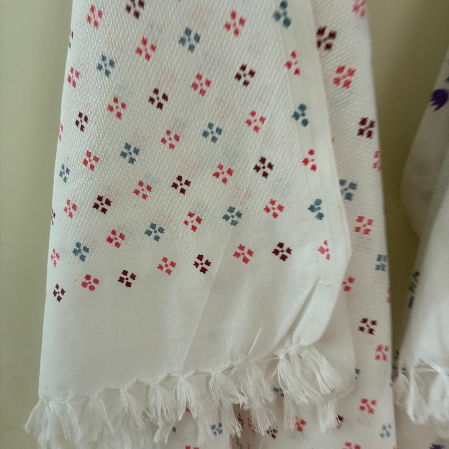 White Floral Cotton Bath Towel (Price for 1 Piece)