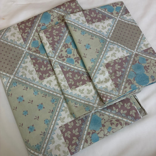 300tc premium Queen bedspread 90x100 in(2 pillow covers)