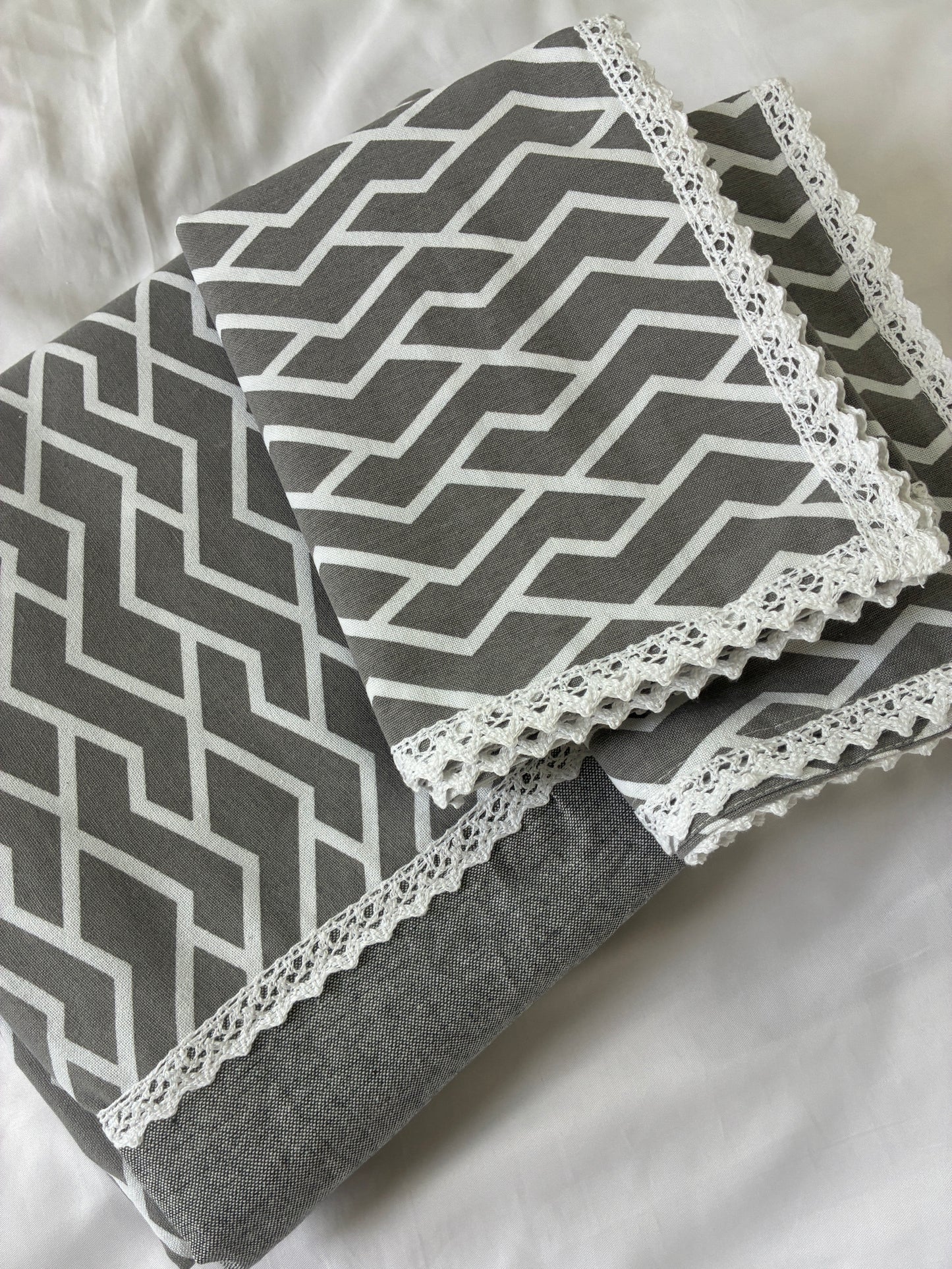 Grey Abstract Lace King Size Cotton Bedspread 100x110 in