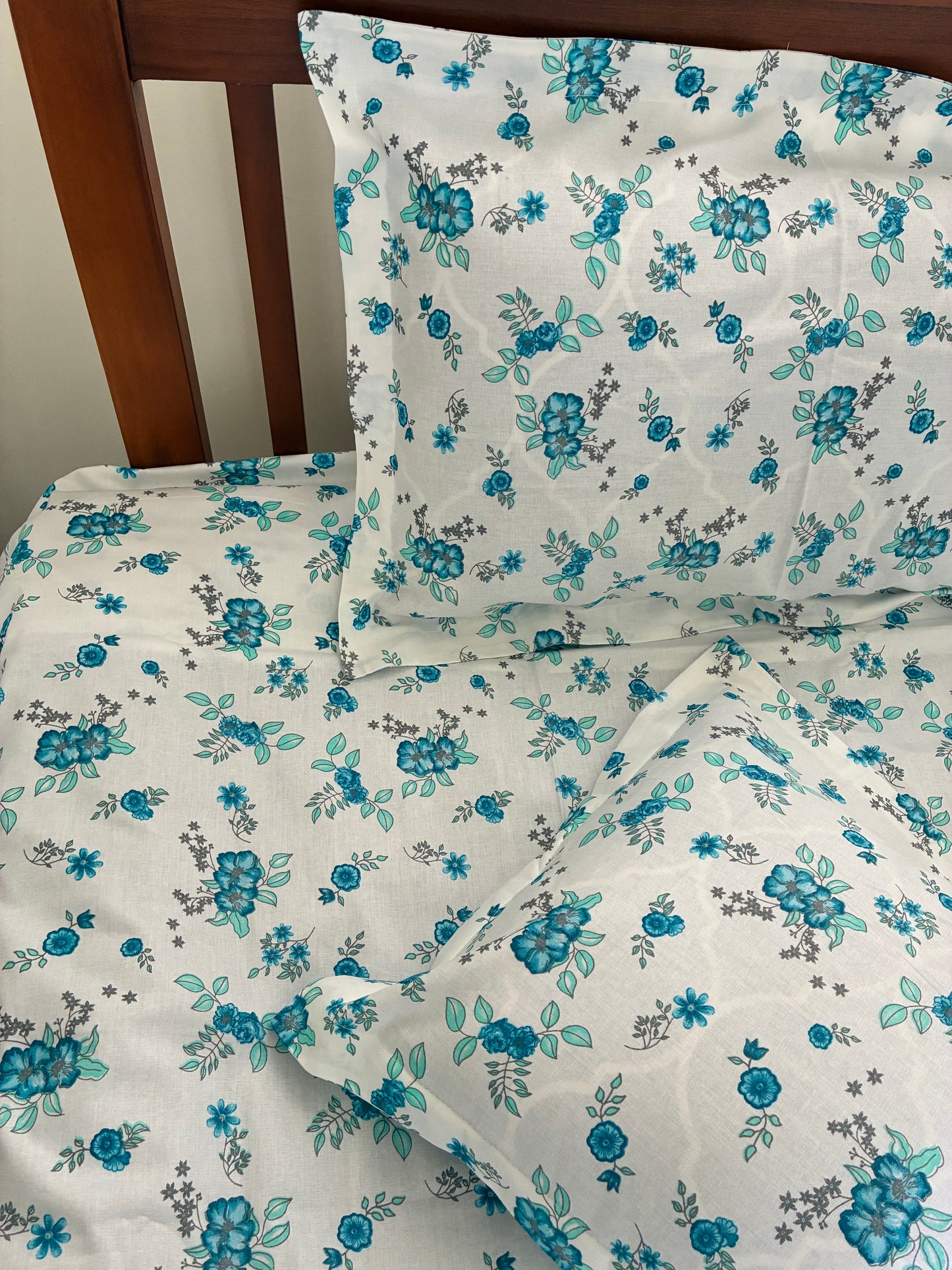 Queen Bedspread 90x100 inches