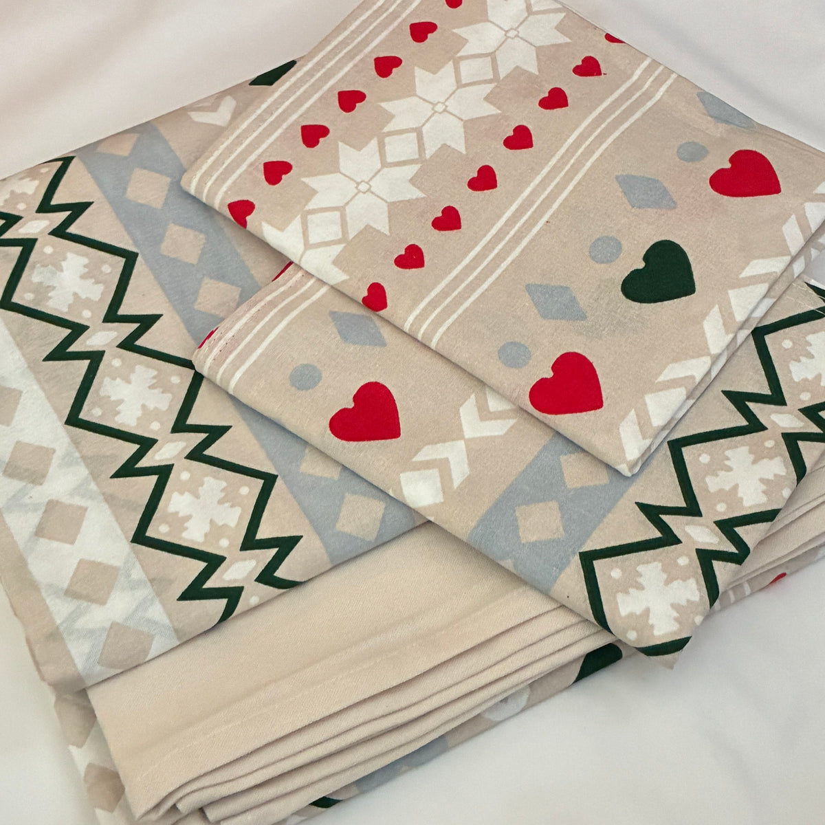 Little heart King Size Cotton Bedspread 100x110 inches