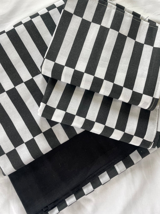 Black & White Stripes King Size Cotton Bedspread 100x110 in