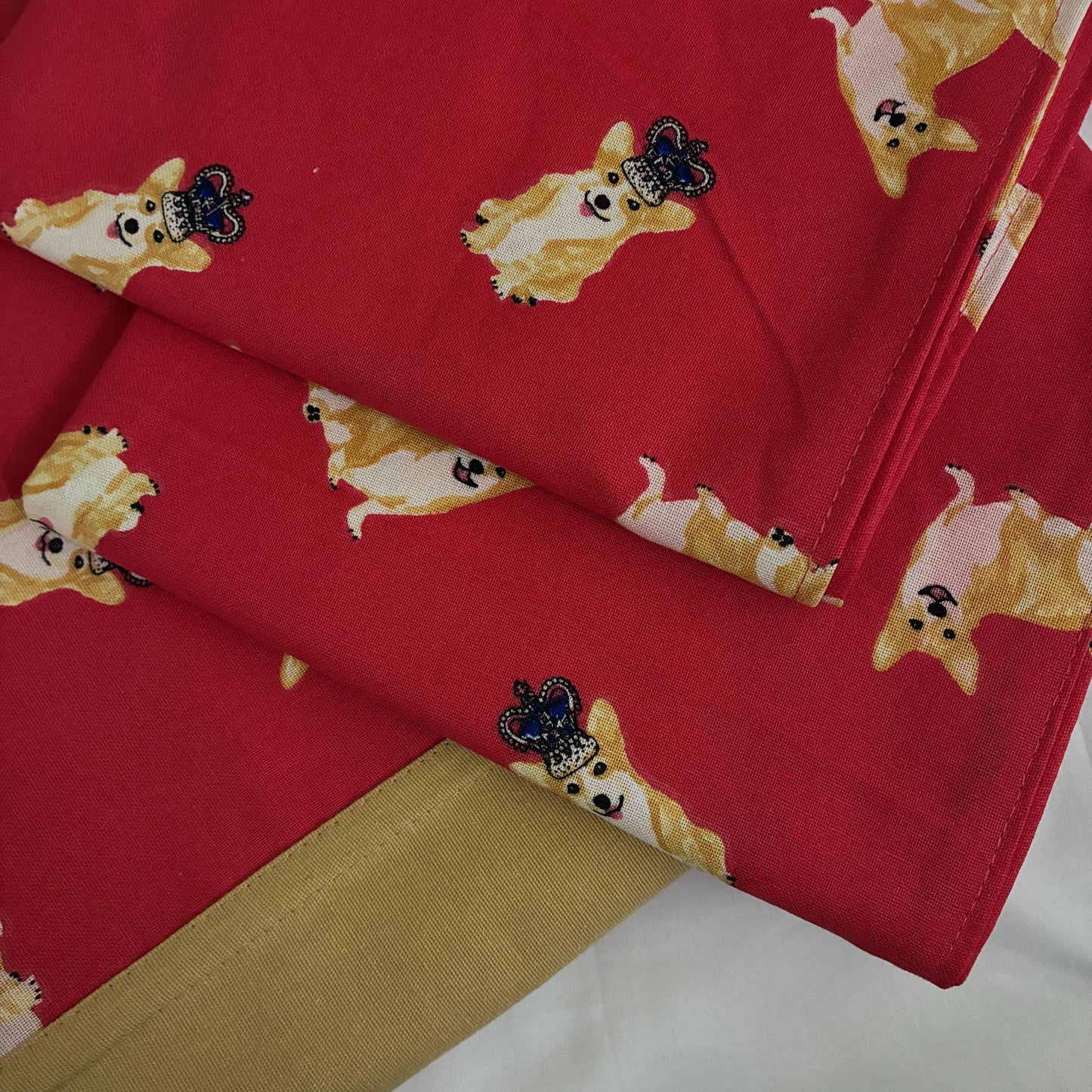 Red Dogs Cotton Bedspread with 2 Pillow Covers 70 x 90 in