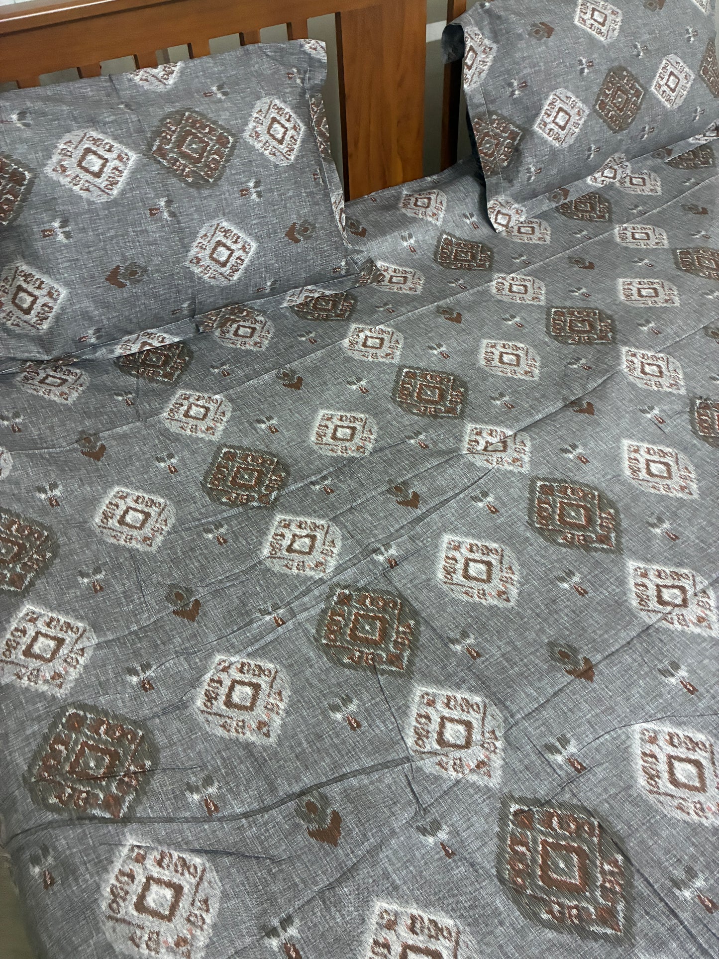 Super King Size Bedspread 120x 120 inches