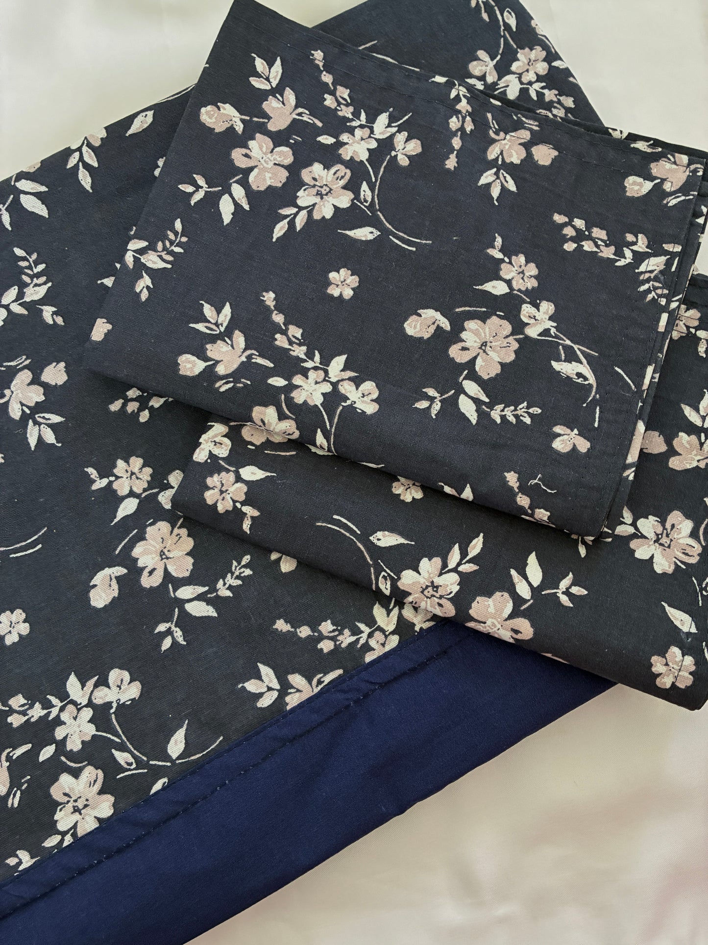 Blue Floral Queen Size Bedspread 90x100 inches