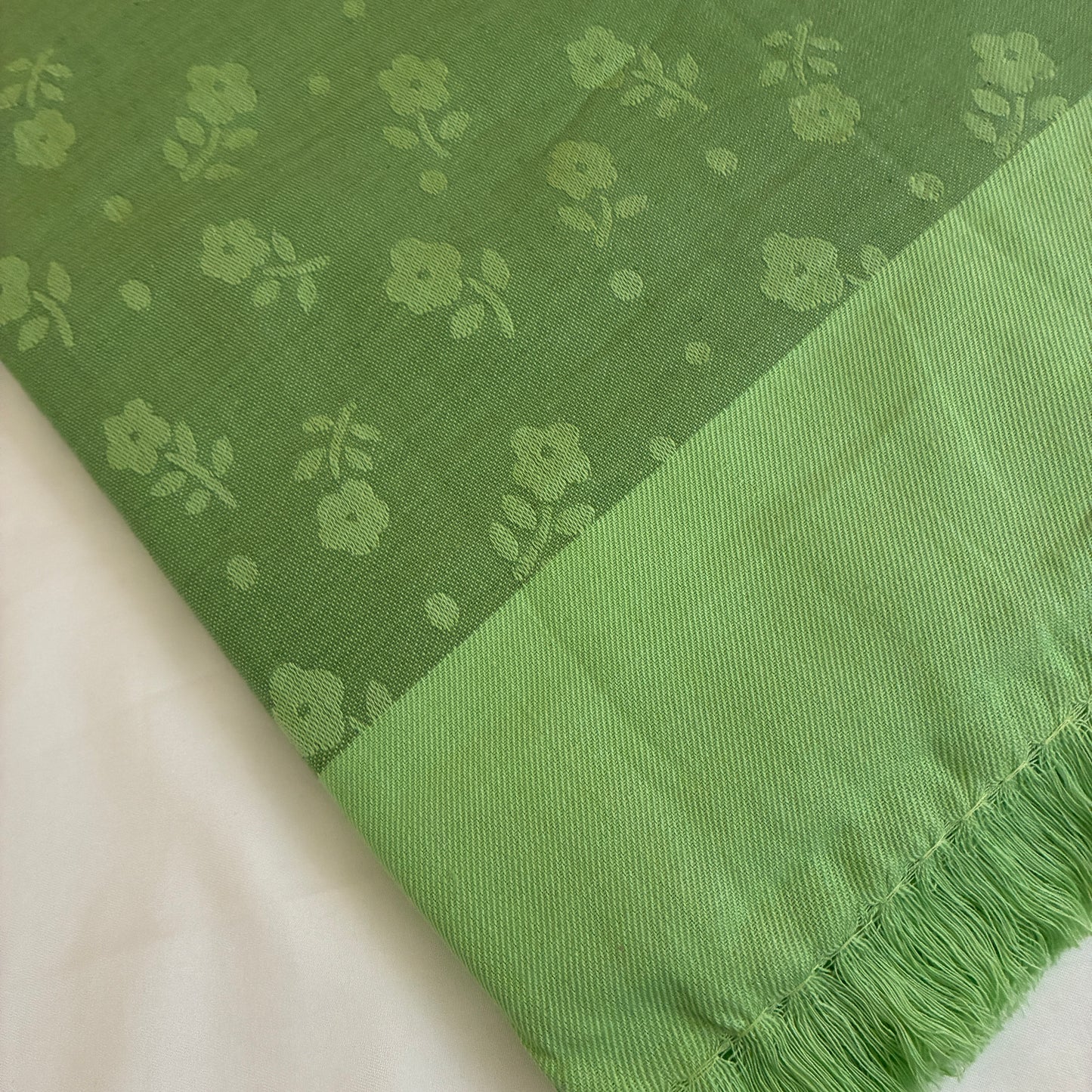 Green Floral Single Size Blanket / Throw