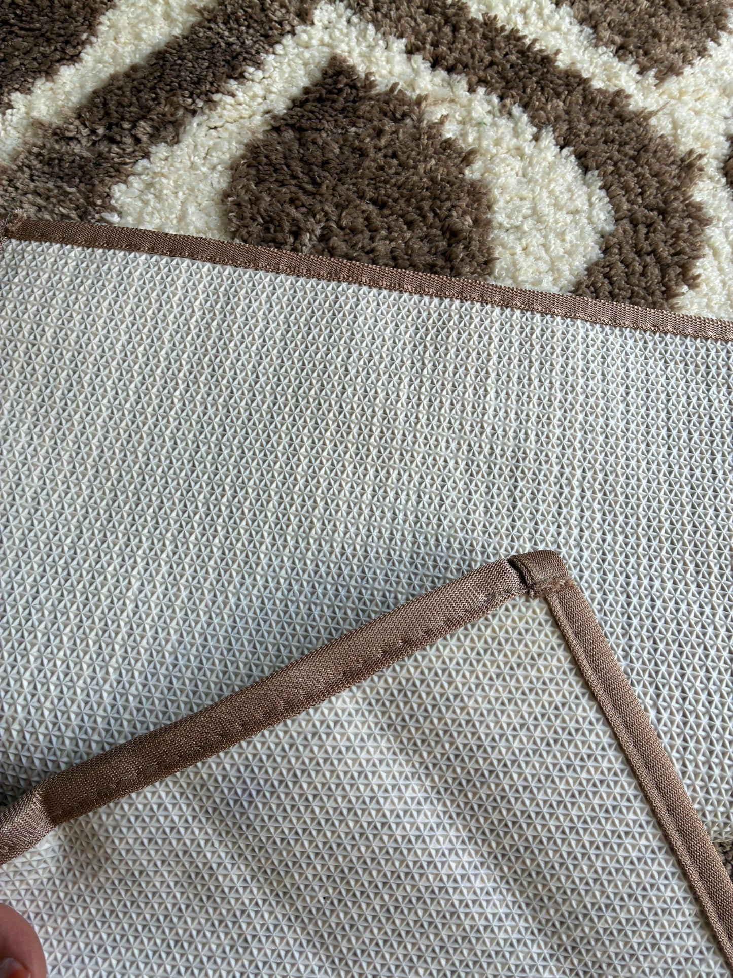 Anti Slip Brown Diamond Floor mats (set of 2) (40x60cm) (50x82cm)