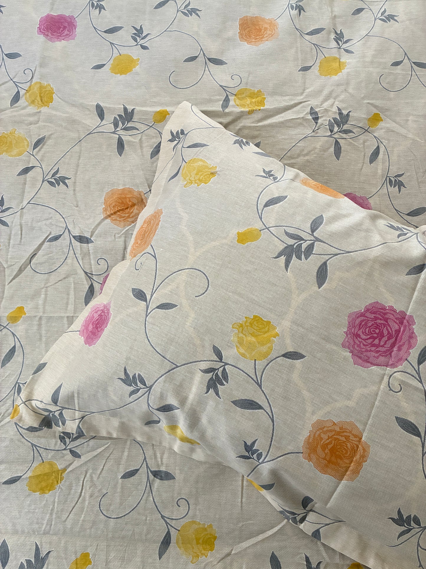 Rose Floral Fitted King Size Bedspreads  75x75x10 inches