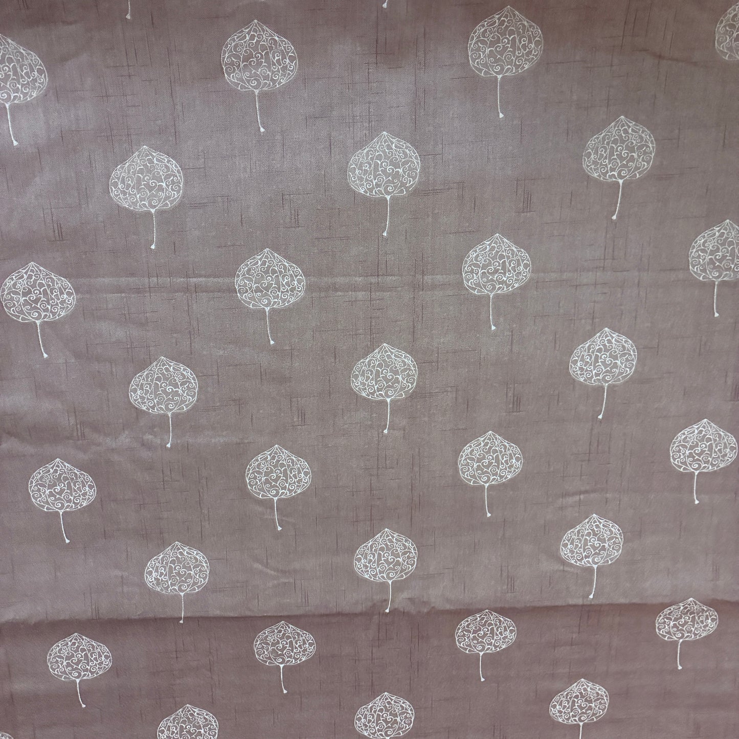 Maple Leaf premium Queen bedspread 90x100 in(2 pillow covers)