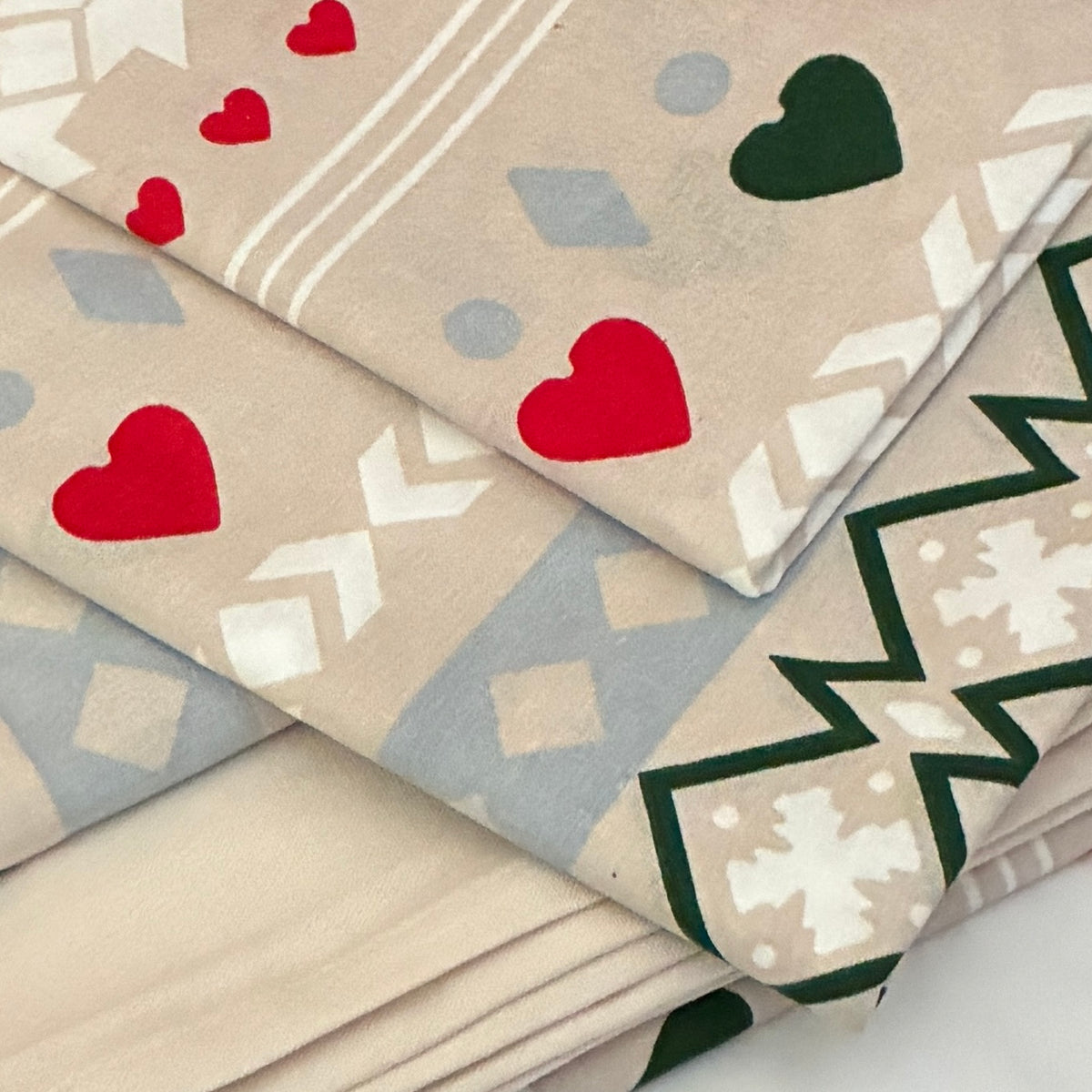 Little heart King Size Cotton Bedspread 100x110 inches