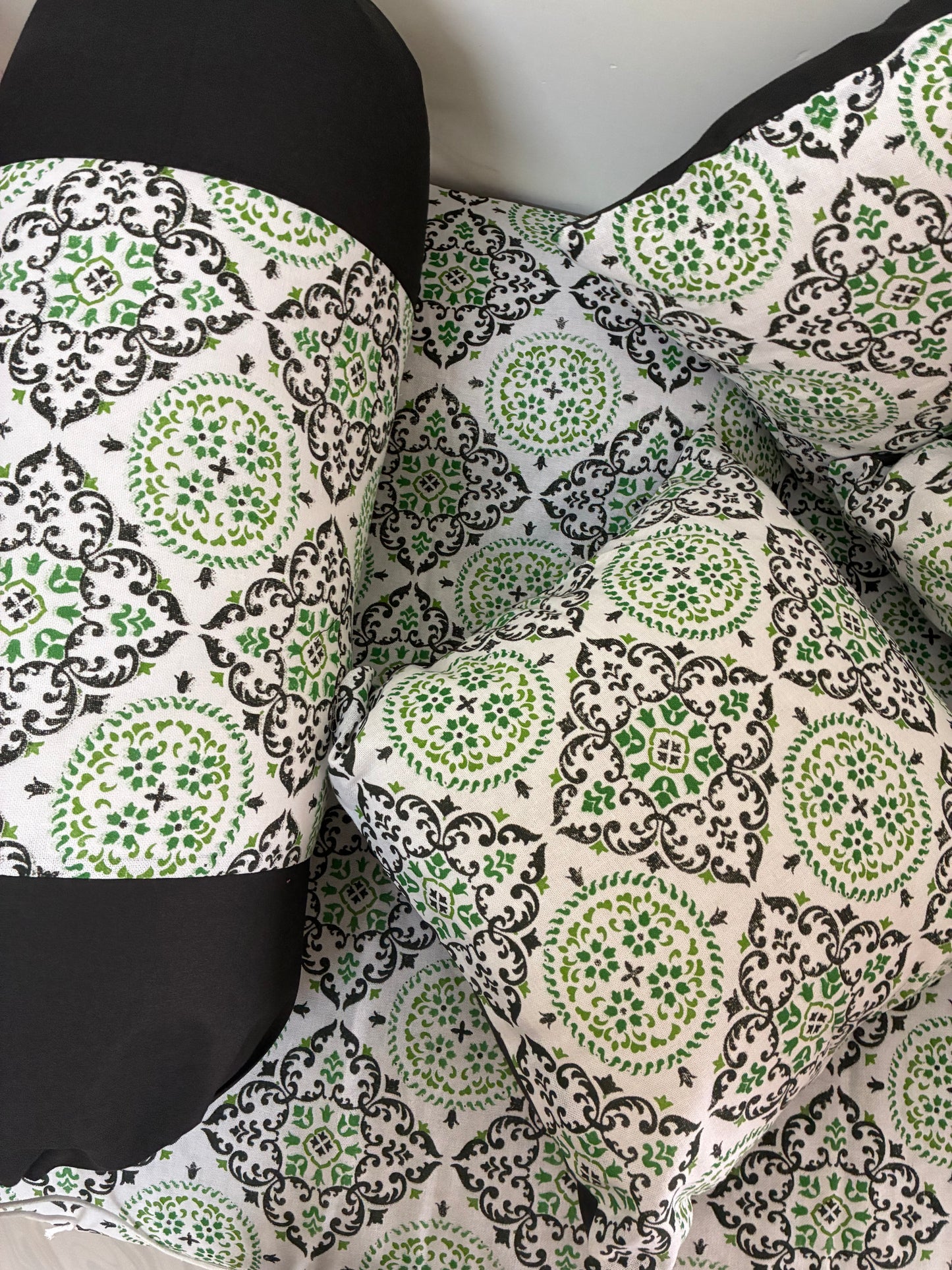 Green Motifs Diwan Set