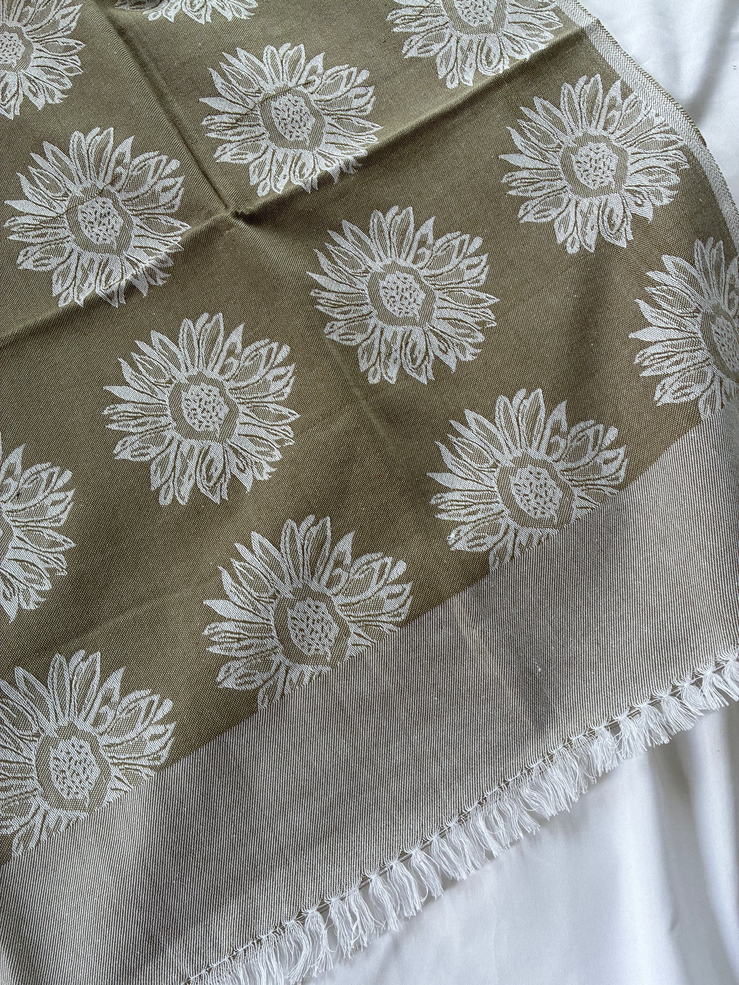 Floral Single Size Blanket / Throw