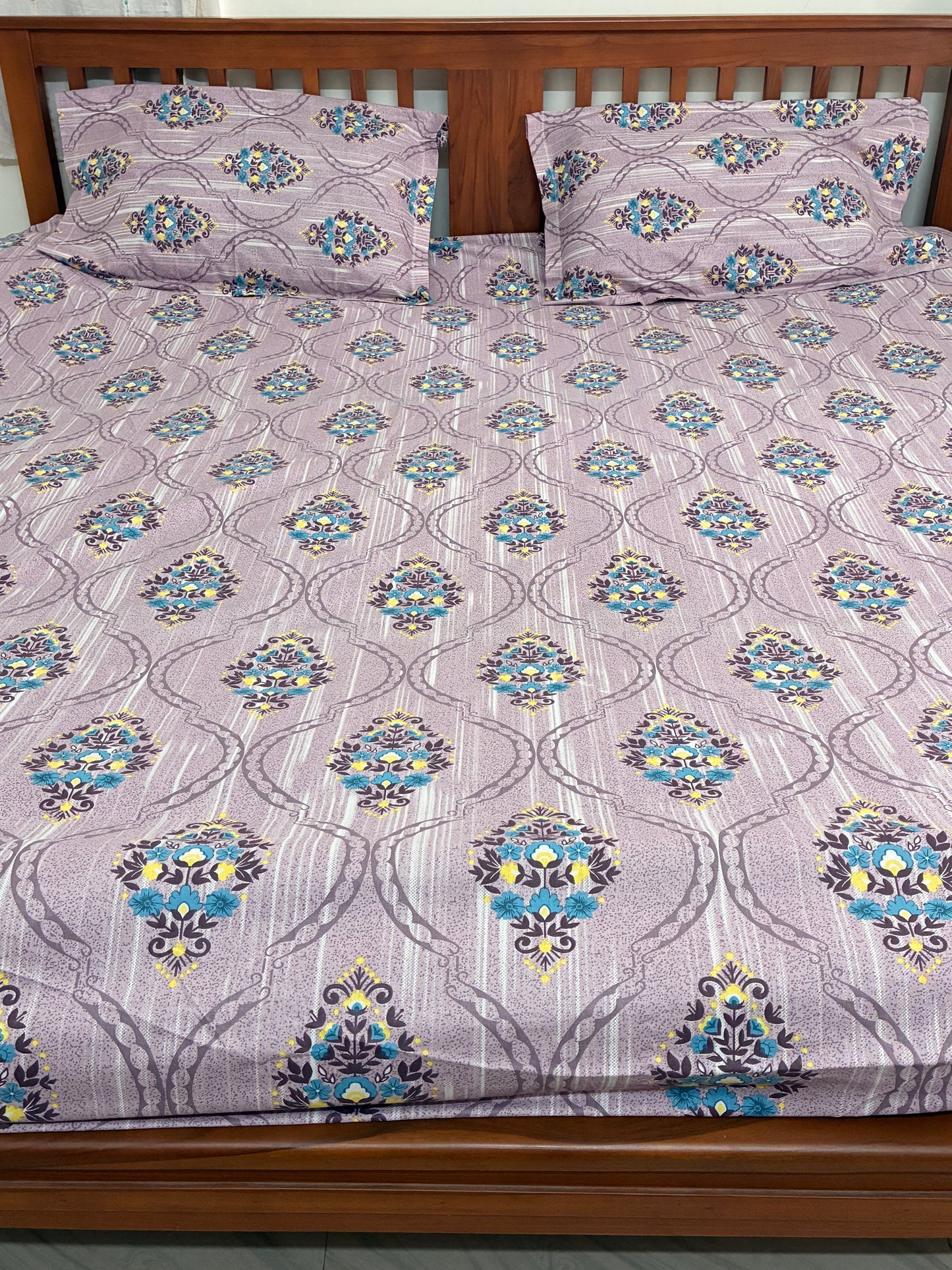 Fitted King Size Bedspreads  78 x 72 x 8 inch