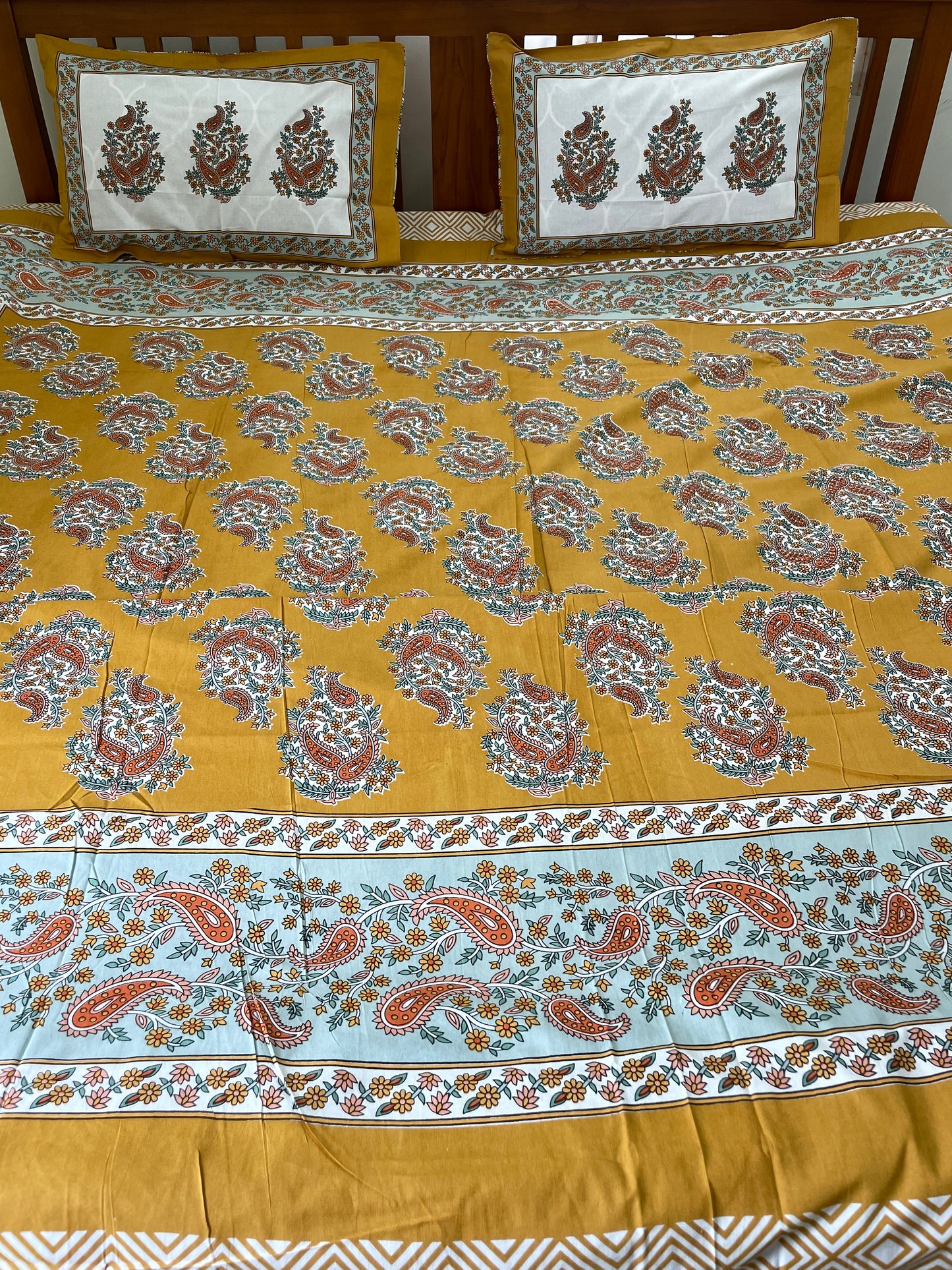 Super King Size Bedspread 120x 120 inches