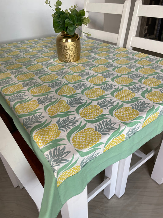 Pineapple Print Table covers