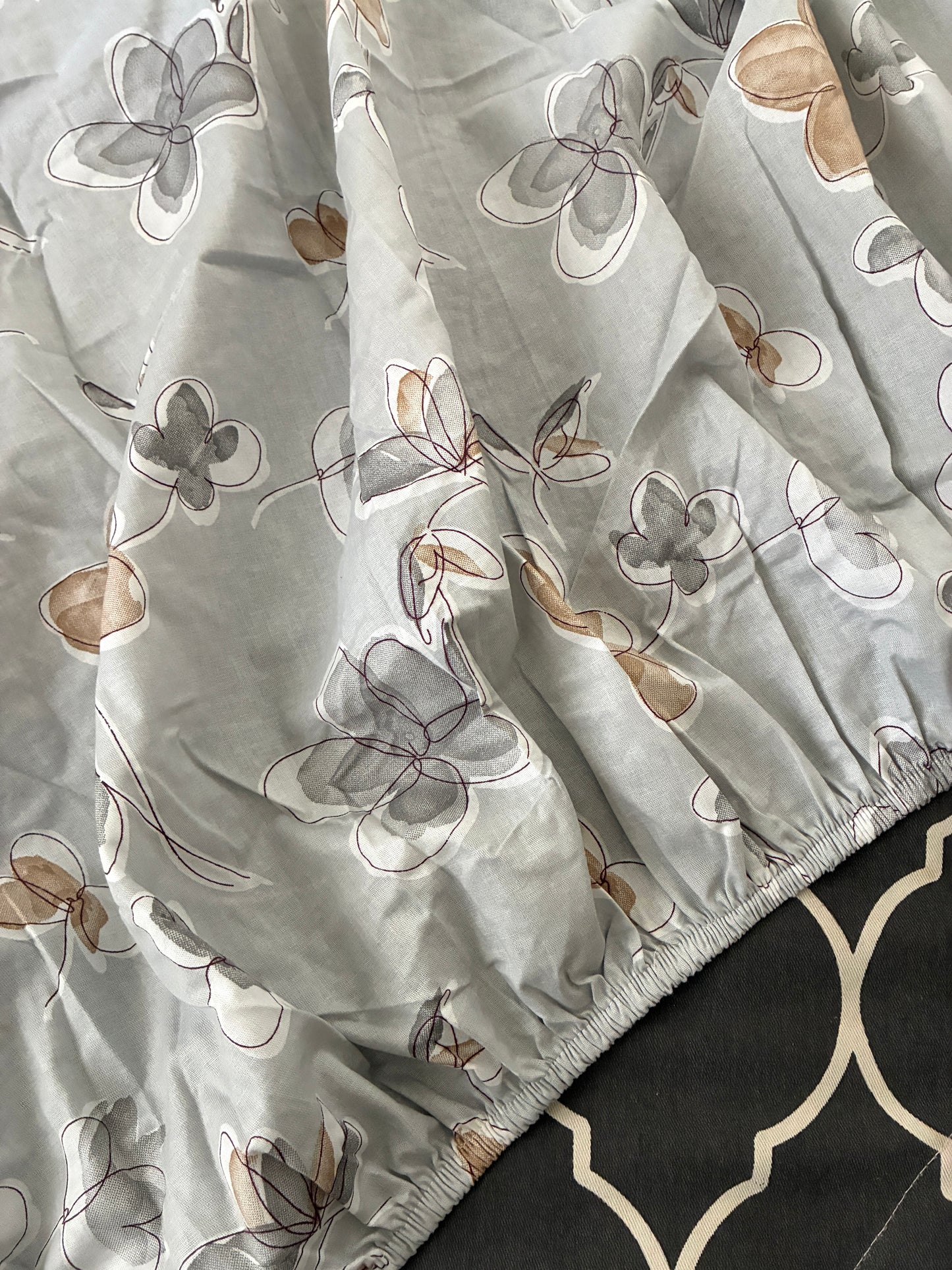 Grey Floral Fitted King Size Bedspreads  75x75x10 inches